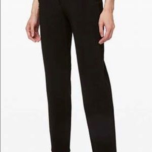 Lululemon On The Move Pant 28"